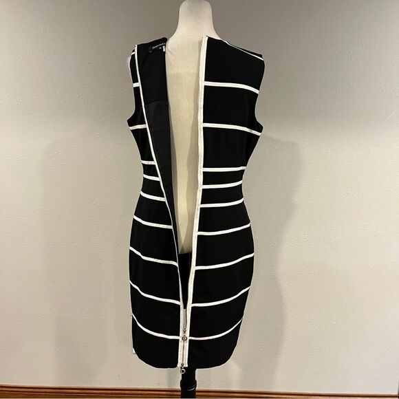 Ellen Tracy Striped Sleeveless knee length Dress size 12 - Picture 7 of 14
